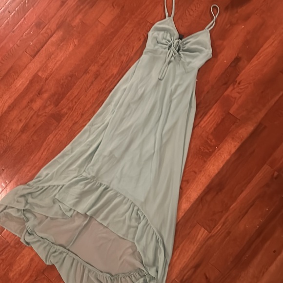 NWT beautiful light green dress multiple sizes available - Picture 2 of 4